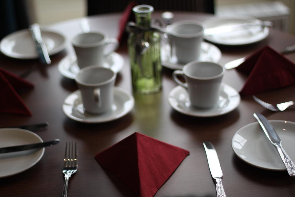 לואסטופט The Clyffe Hotel מראה חיצוני תמונה