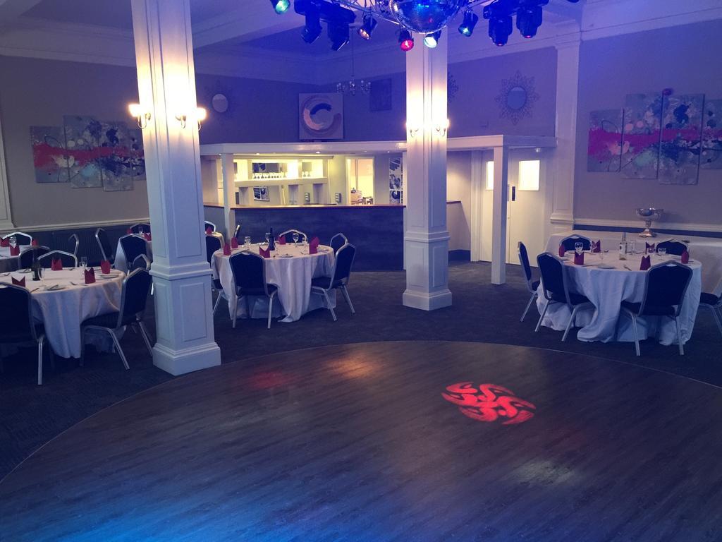 לואסטופט The Clyffe Hotel מראה חיצוני תמונה